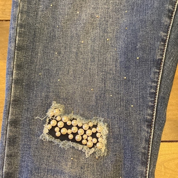 Joseph Ribkoff denim jeans embellished with‎ Patch Pearl size 10 - Picture 3 of 3